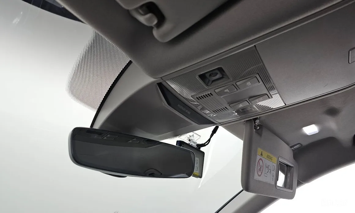 Фото 19 - Volkswagen Passat