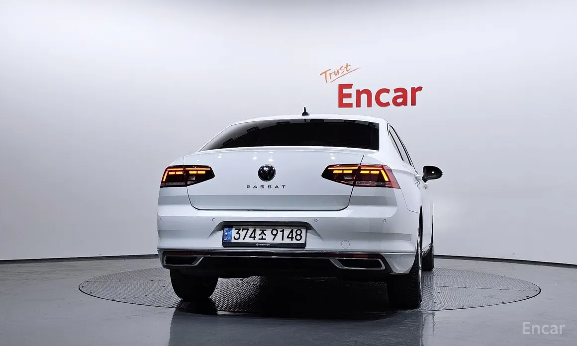 Фото 4 - Volkswagen Passat