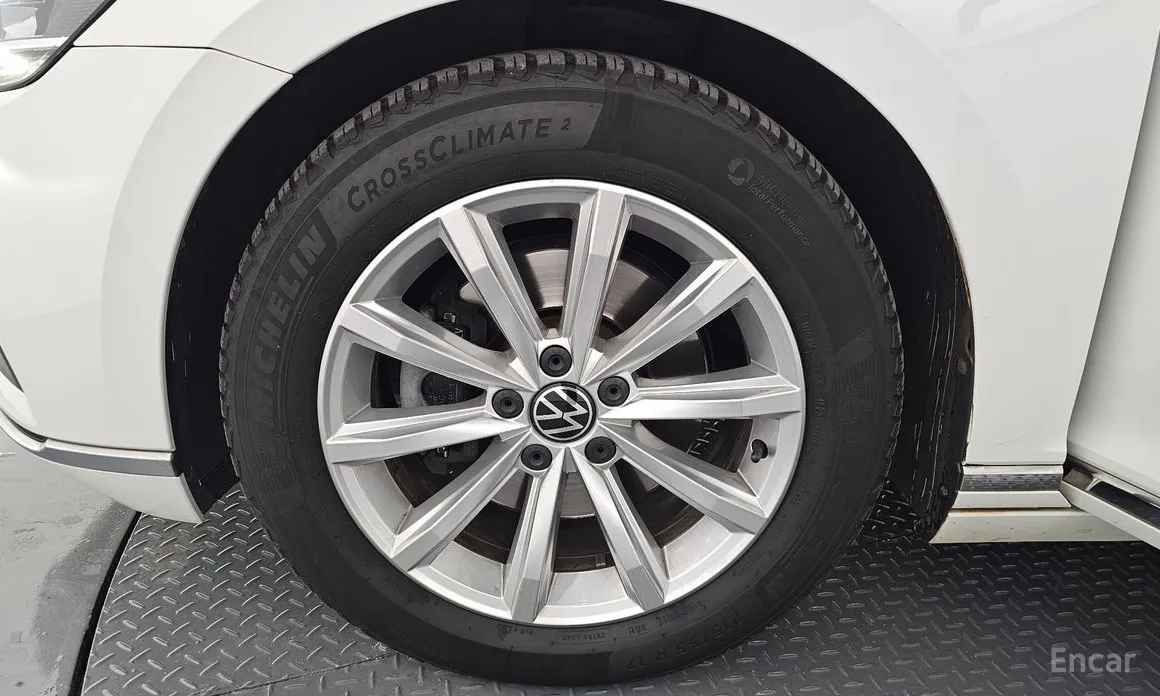 Фото 5 - Volkswagen Passat