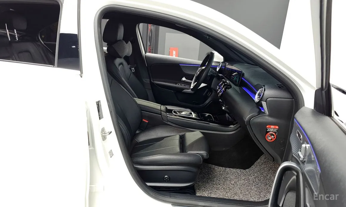 Фото 11 - Mercedes-Benz A-Class