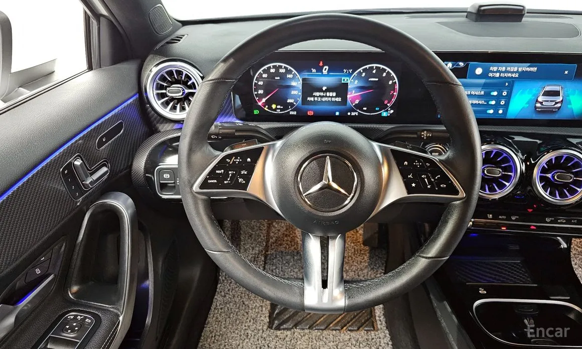 Фото 13 - Mercedes-Benz A-Class