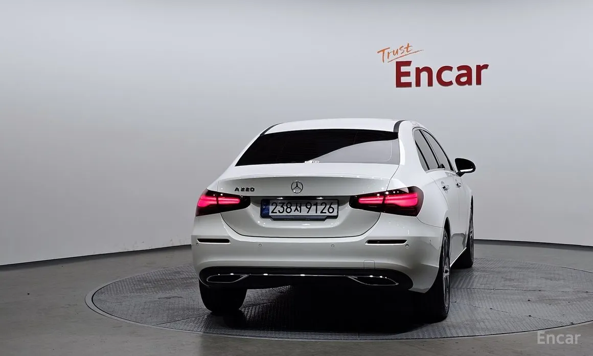 Фото 4 - Mercedes-Benz A-Class