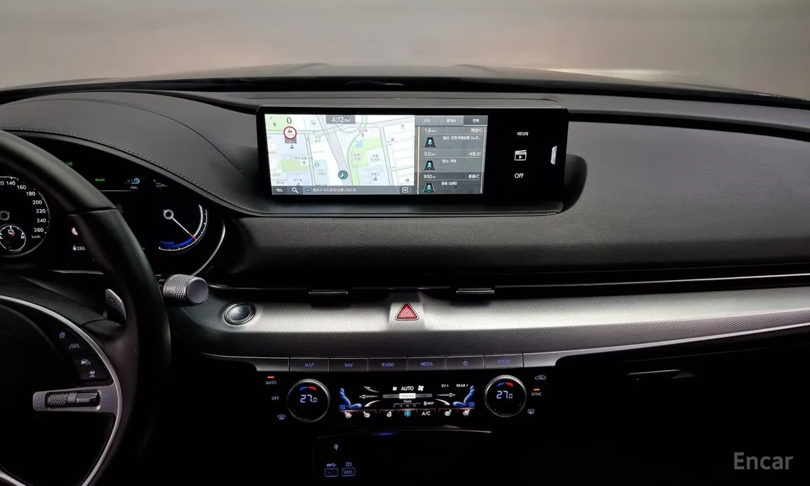 Фото 14 - Genesis G80