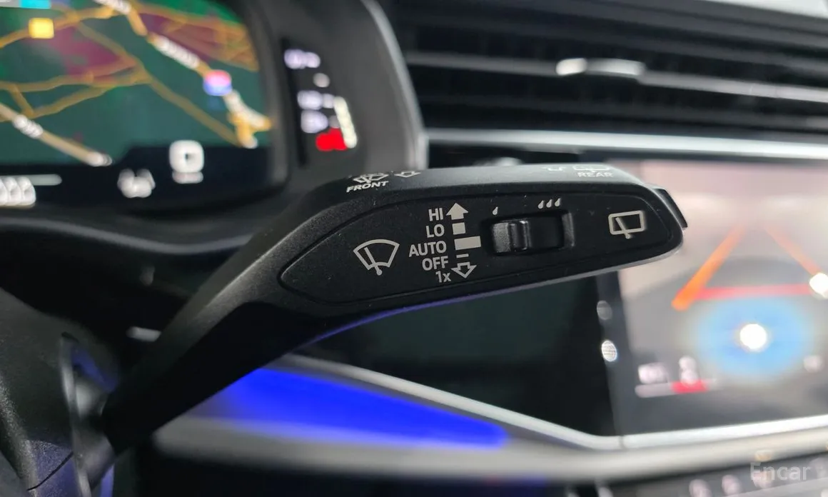 Фото 9 - Audi Q8