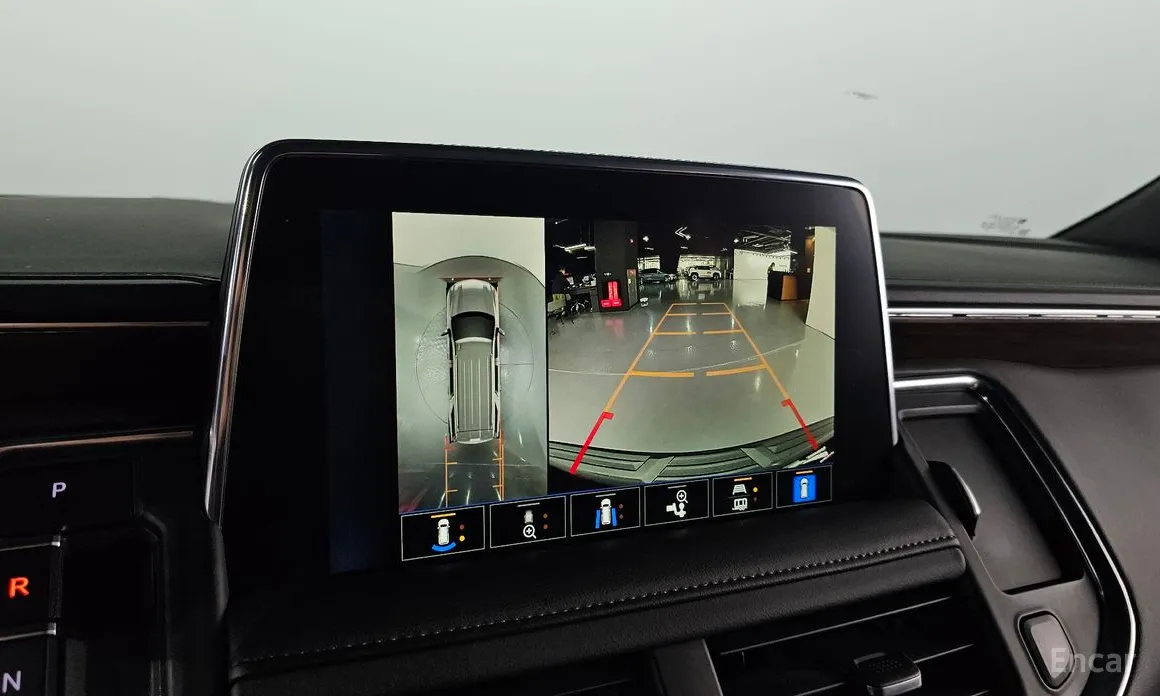 Фото 16 - Chevrolet Tahoe