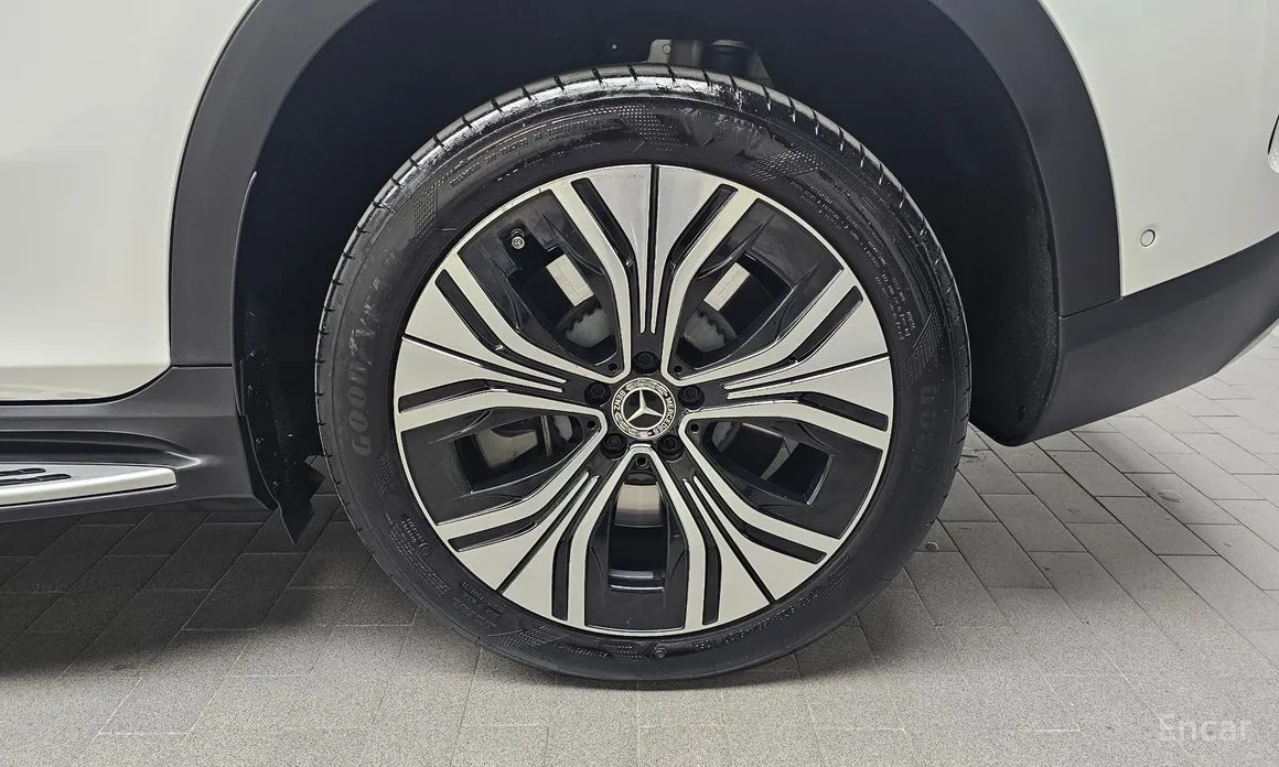 Фото 5 - Mercedes-Benz EQE