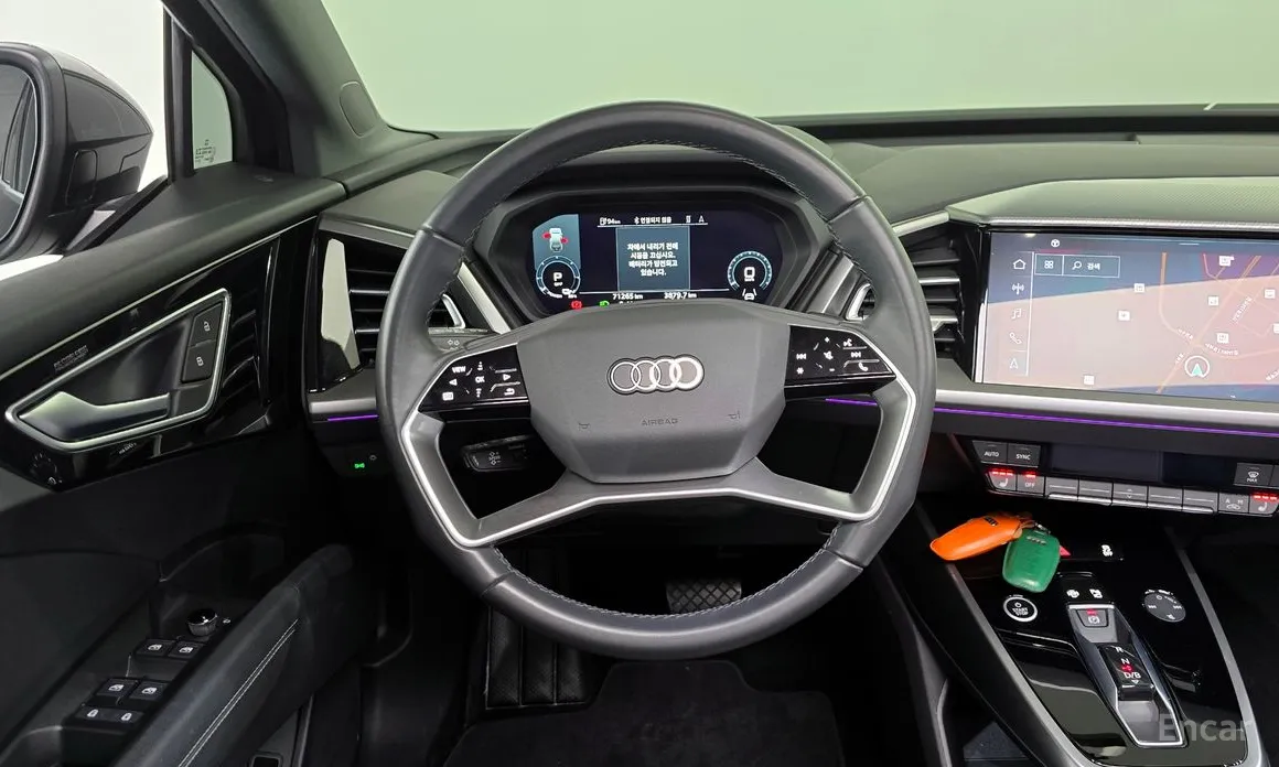 Фото 13 - Audi Q4 e-tron