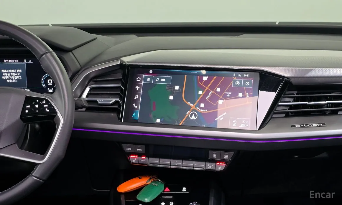 Фото 14 - Audi Q4 e-tron