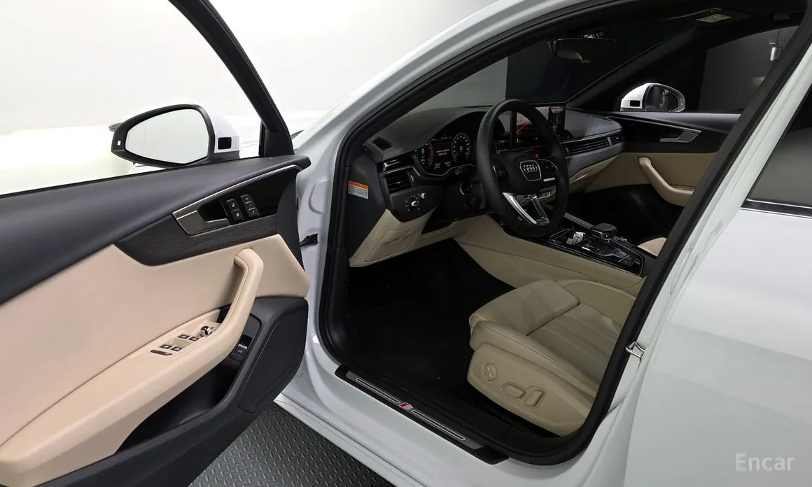 Фото 10 - Audi A4