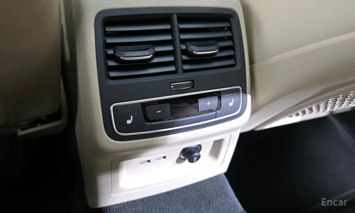 Фото 18 - Audi A4