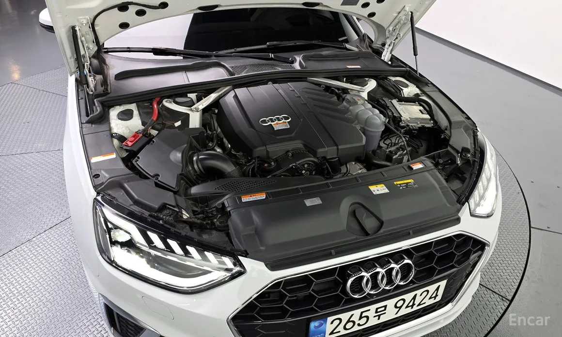 Фото 6 - Audi A4