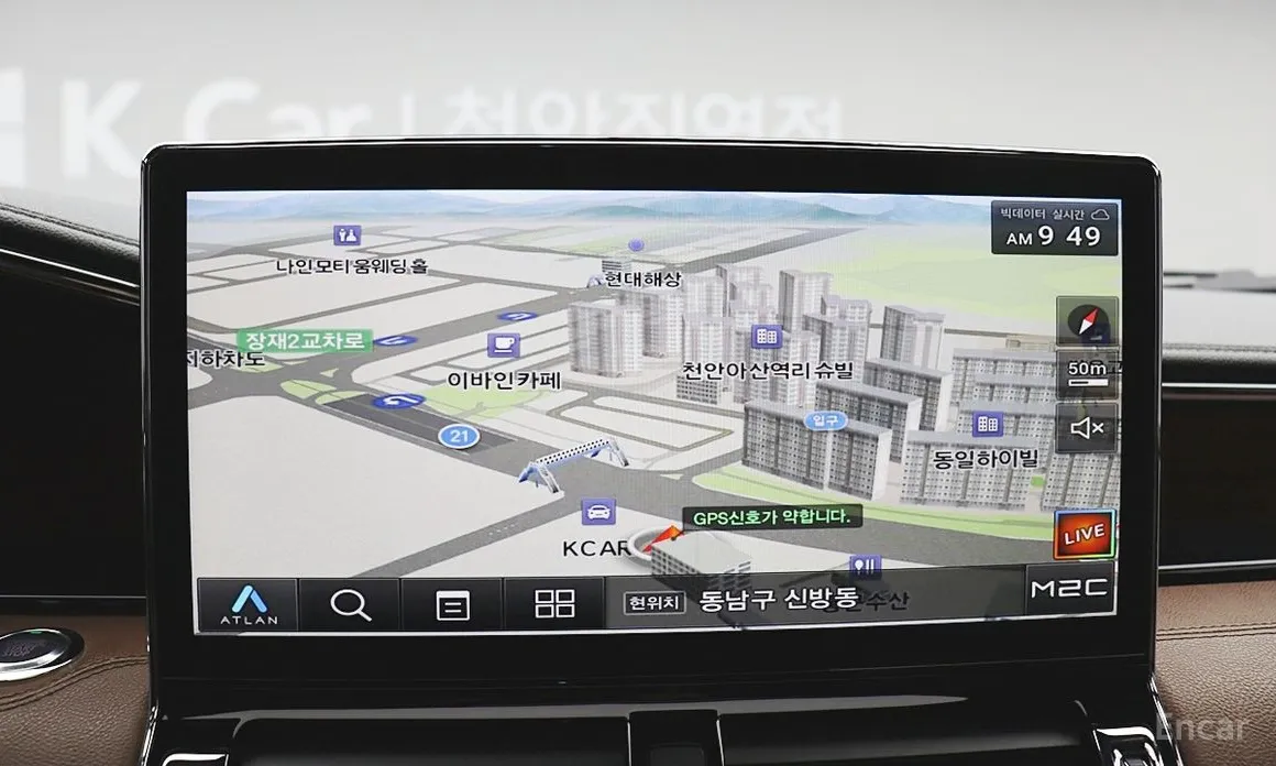 Фото 19 - Lincoln Navigator