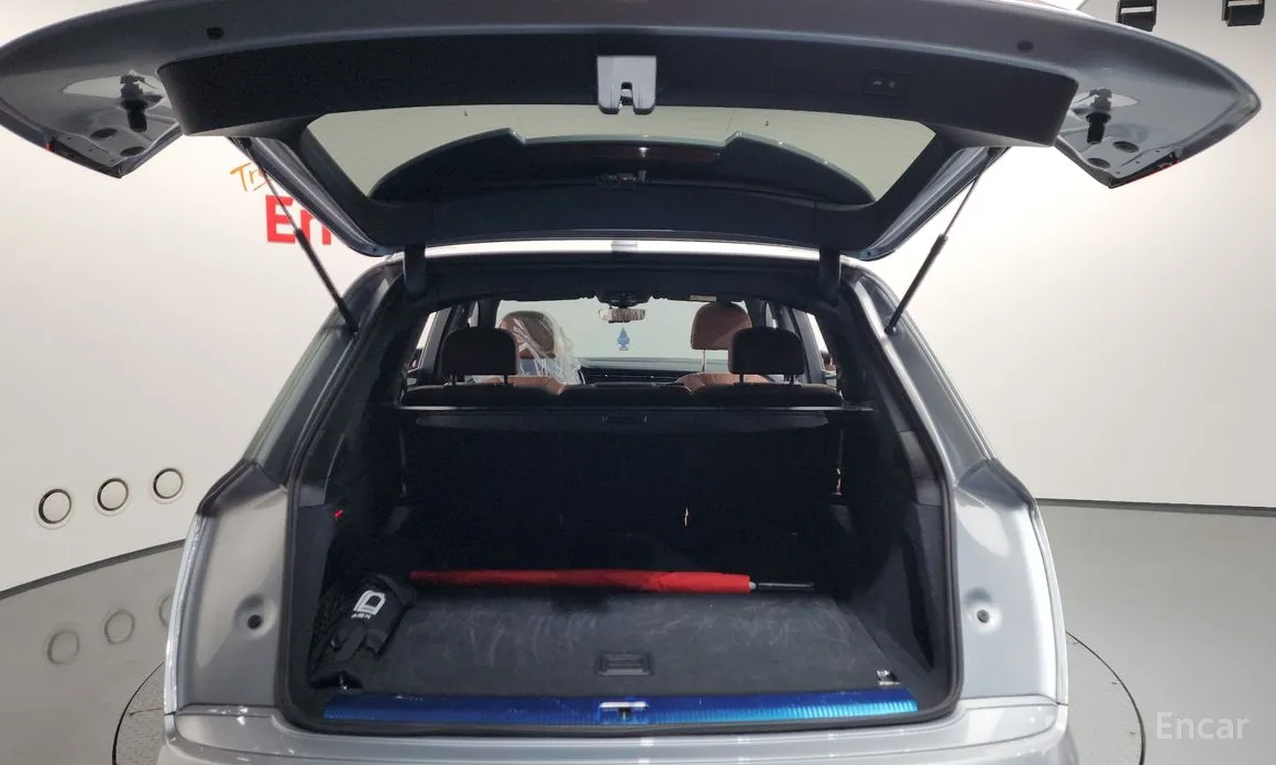 Фото 20 - Audi Q7