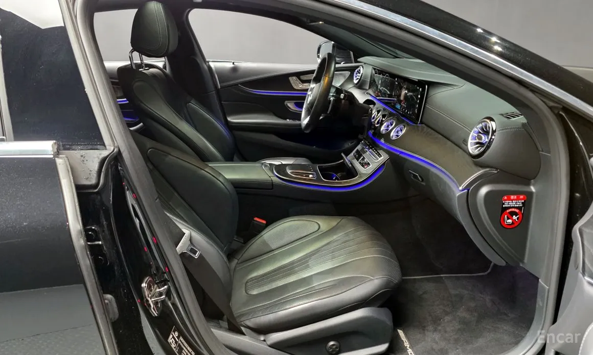 Фото 11 - Mercedes-Benz CLS-Class