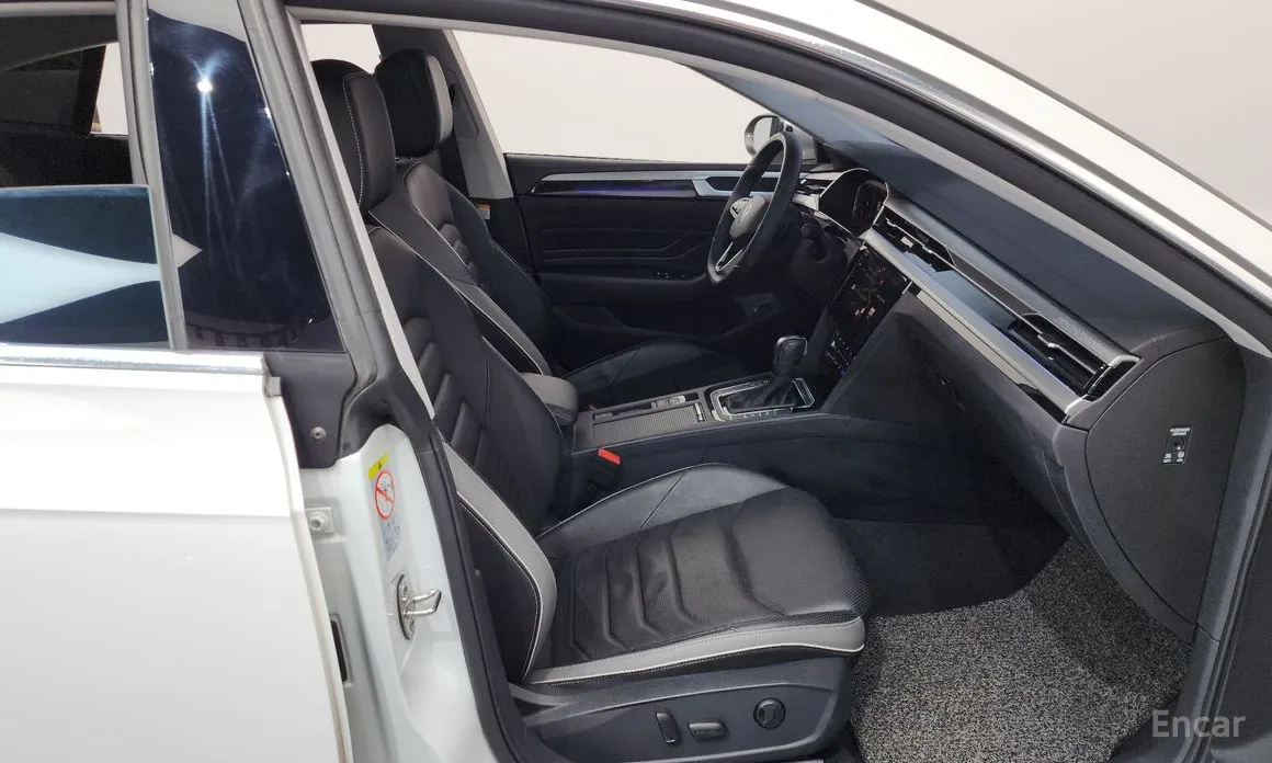 Photo 11 - Volkswagen Arteon