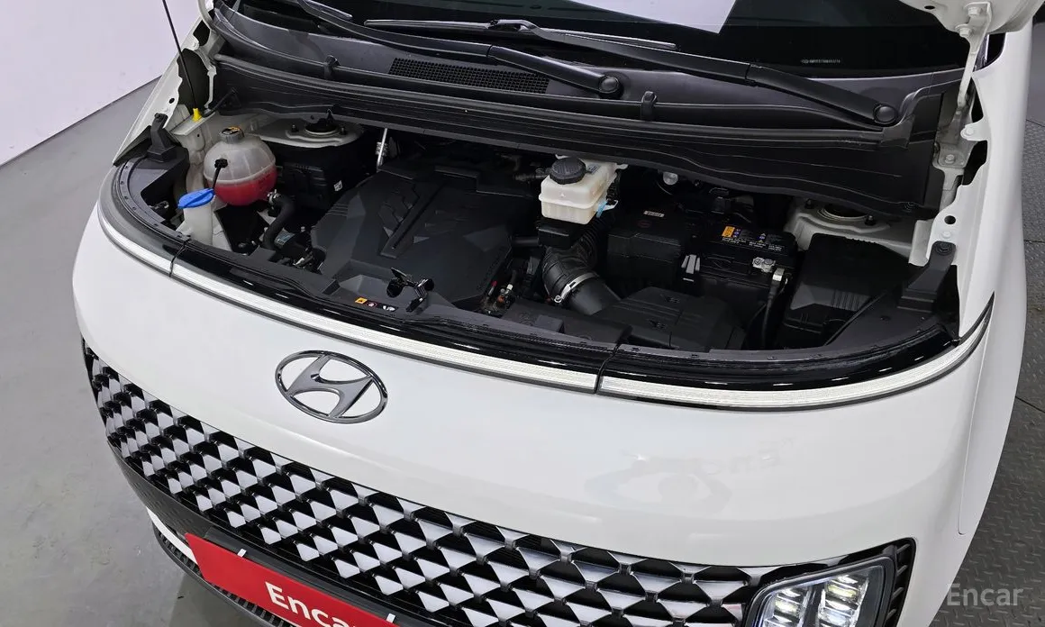 Фото 6 - Hyundai Staria