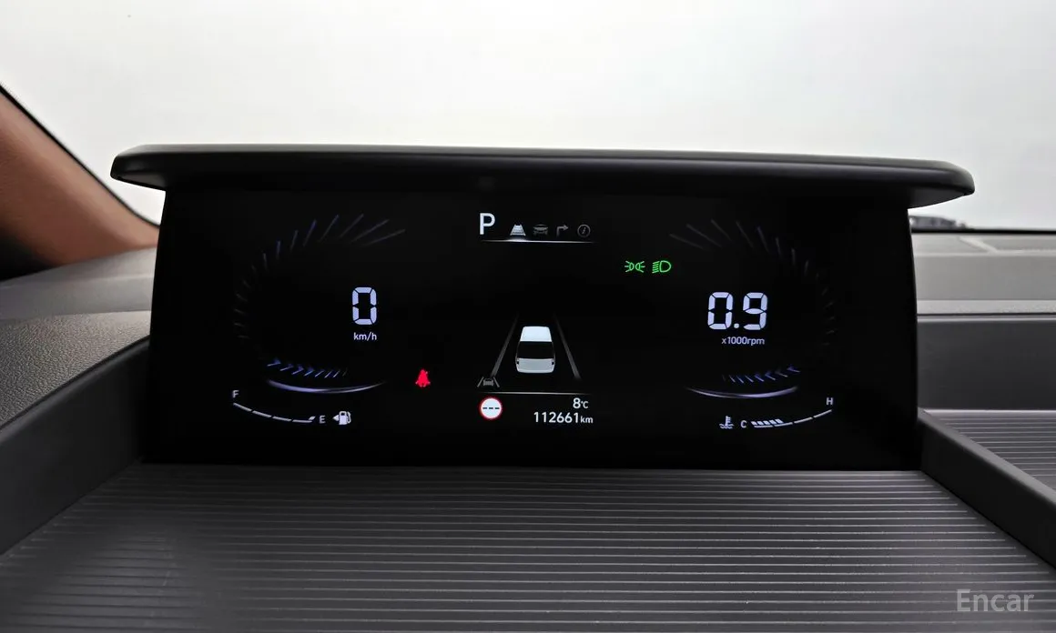 Фото 8 - Hyundai Staria