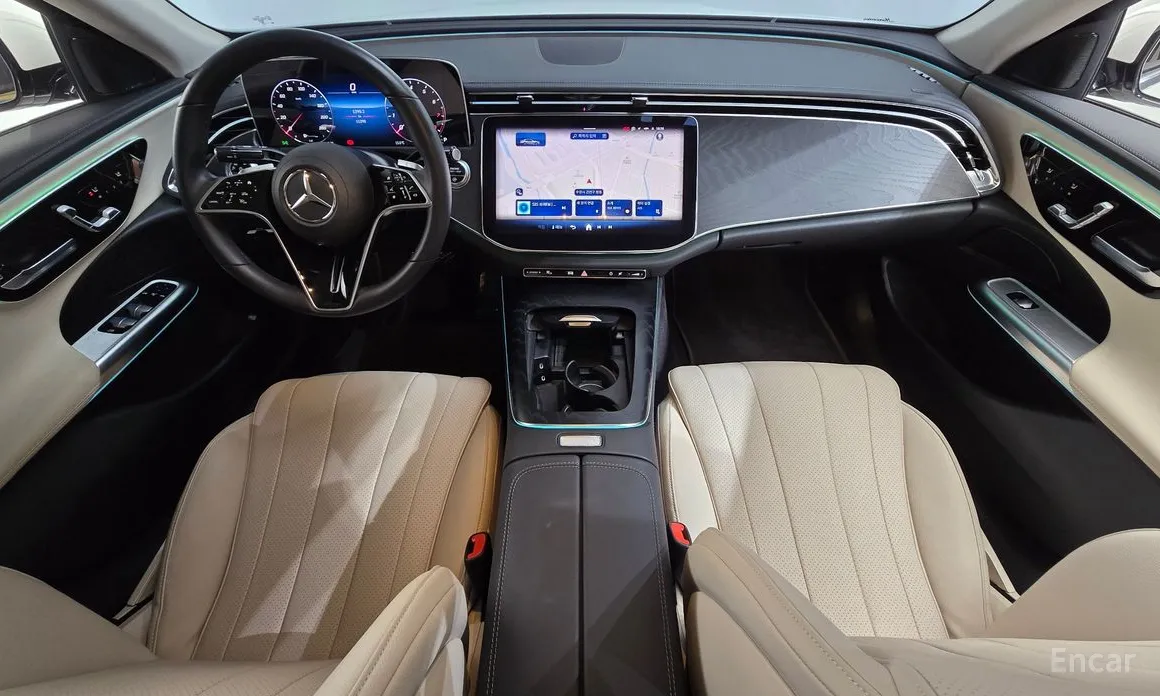 Фото 7 - Mercedes-Benz E-Class