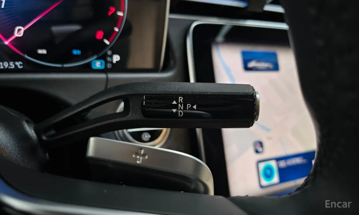 Фото 9 - Mercedes-Benz E-Class