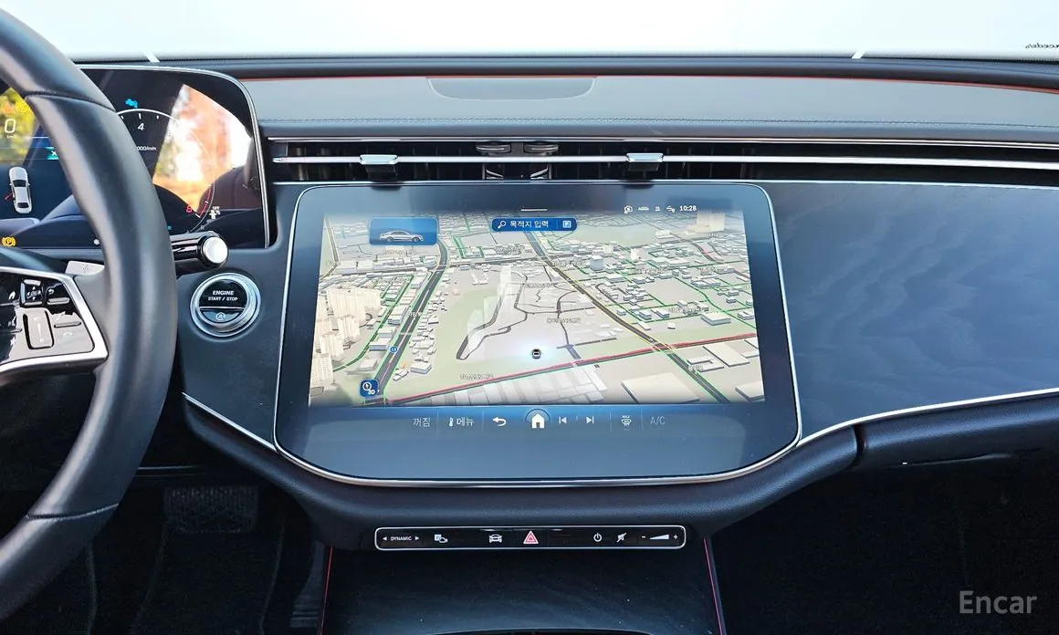 Фото 14 - Mercedes-Benz E-Class