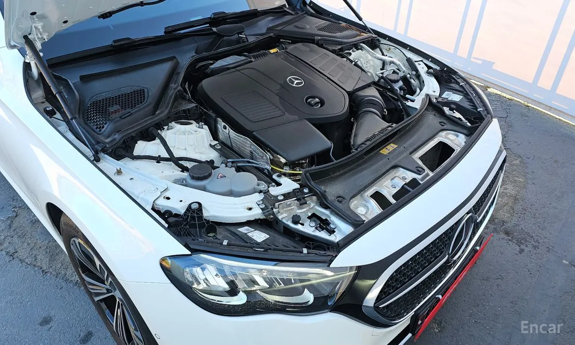 Фото 6 - Mercedes-Benz E-Class