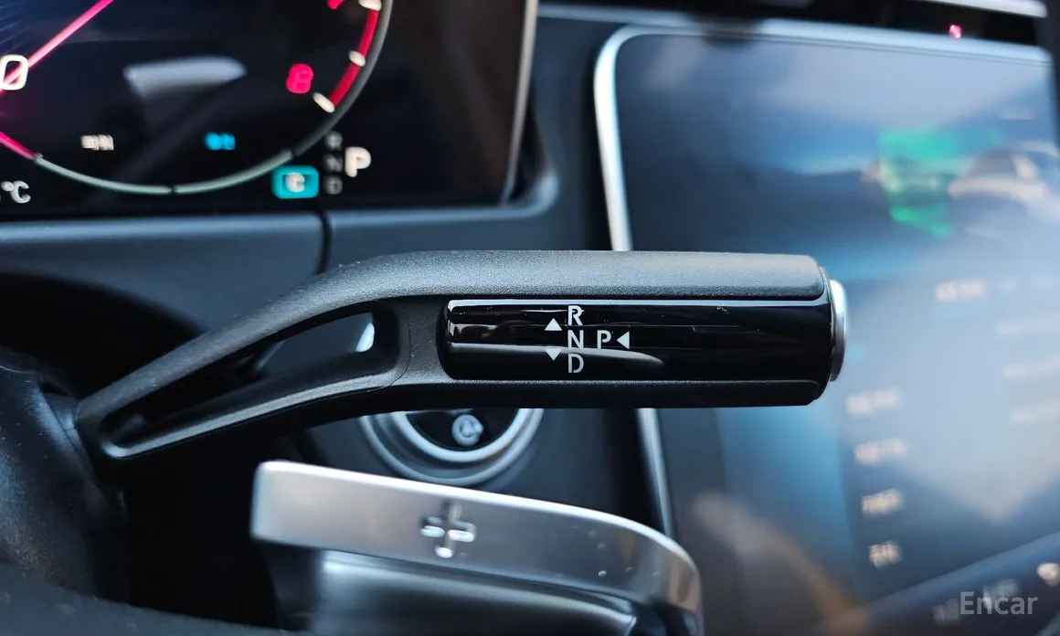 Фото 9 - Mercedes-Benz E-Class