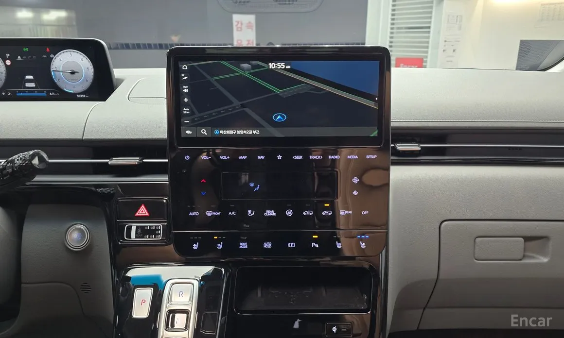 Фото 14 - Hyundai Staria