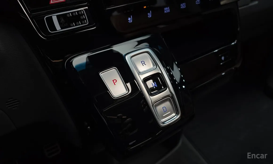 Фото 9 - Hyundai Staria