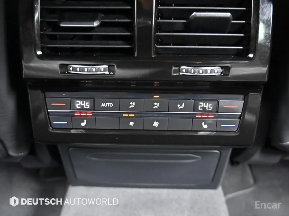 Фото 16 - Volkswagen Touareg