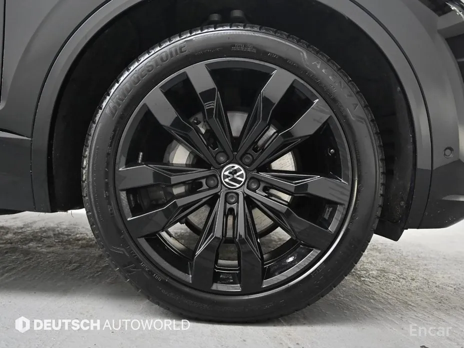 Фото 5 - Volkswagen Touareg