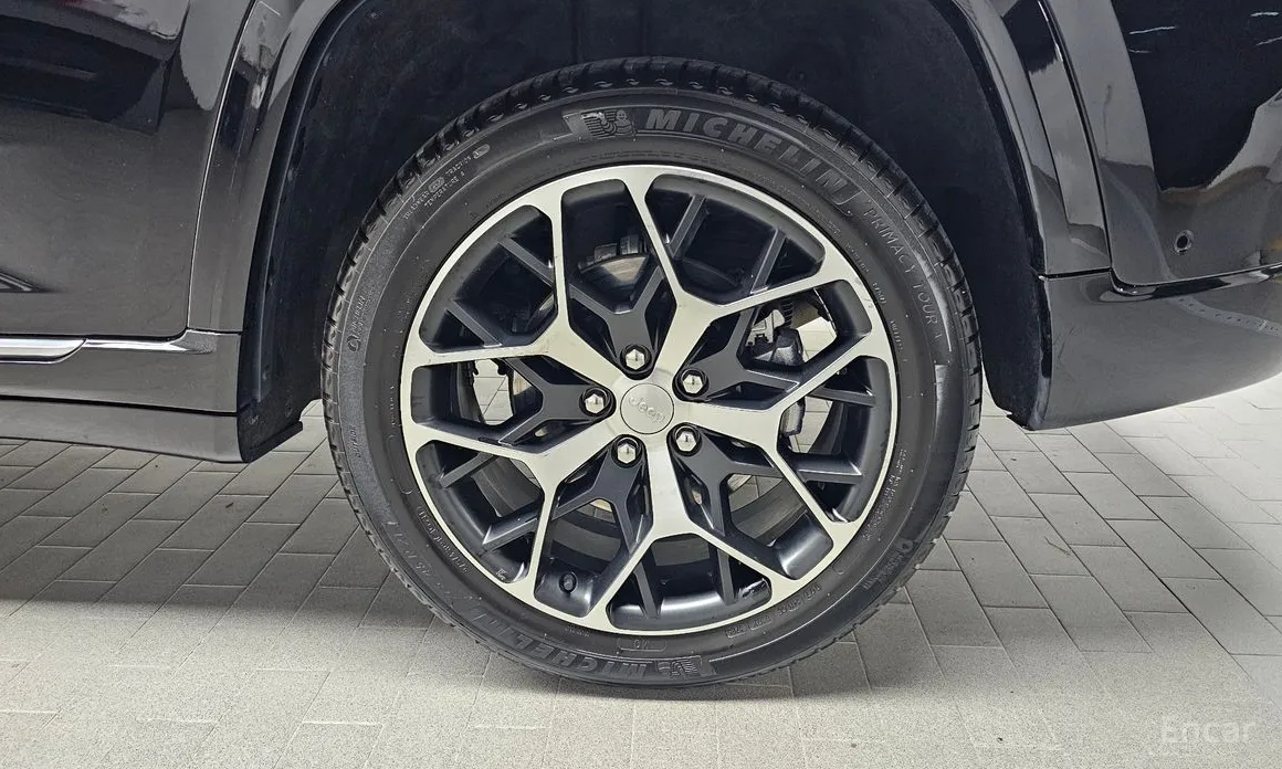 Фото 5 - Jeep Cherokee