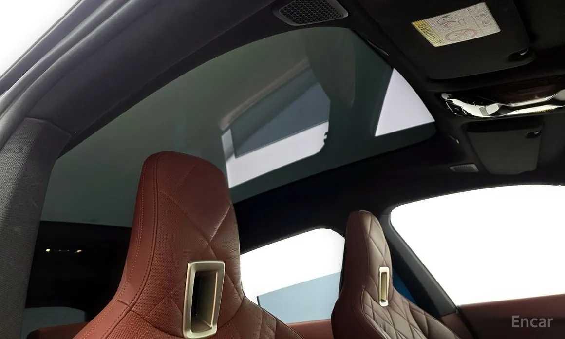 Фото 17 - BMW iX