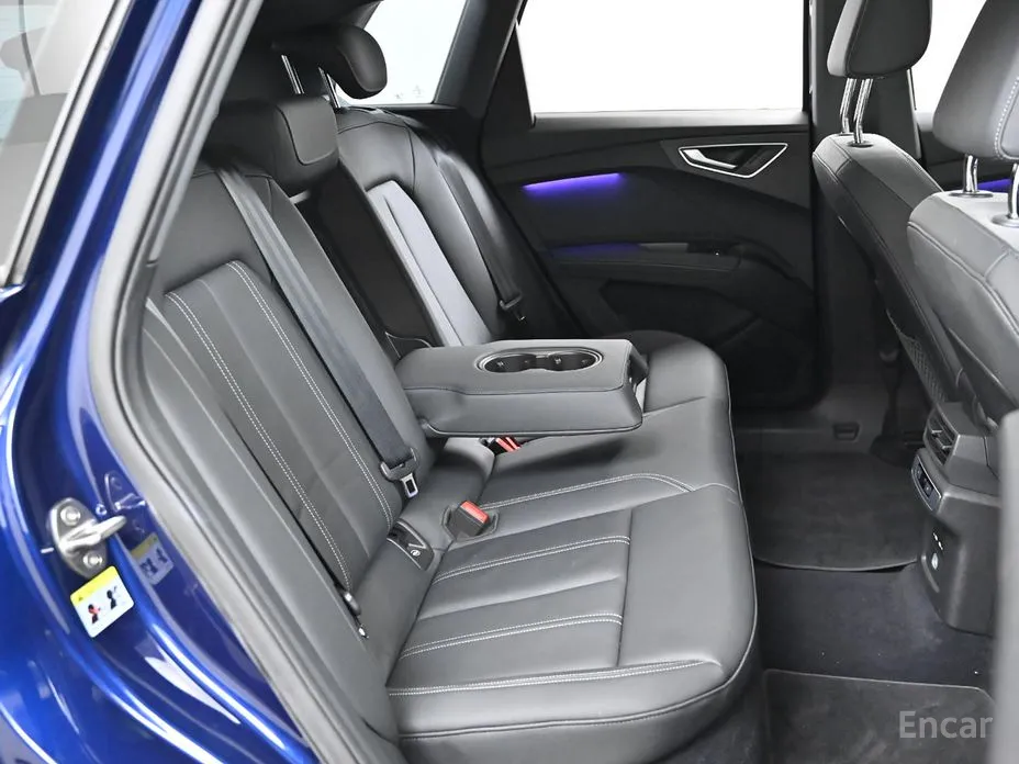 Фото 12 - Audi Q4 e-tron