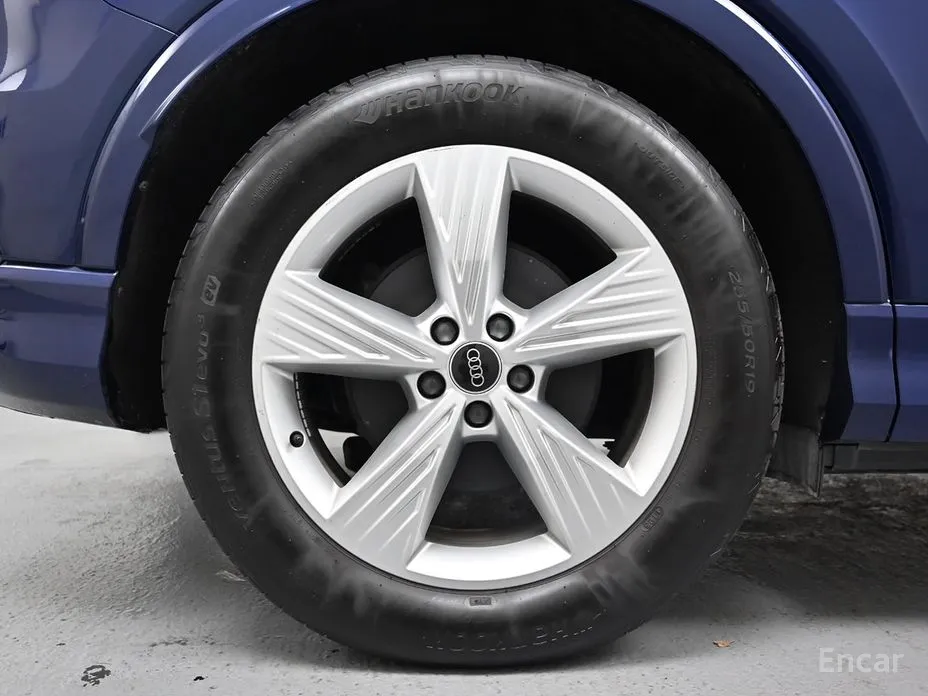 Фото 5 - Audi Q4 e-tron