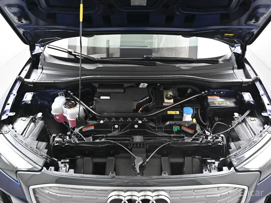 Фото 6 - Audi Q4 e-tron