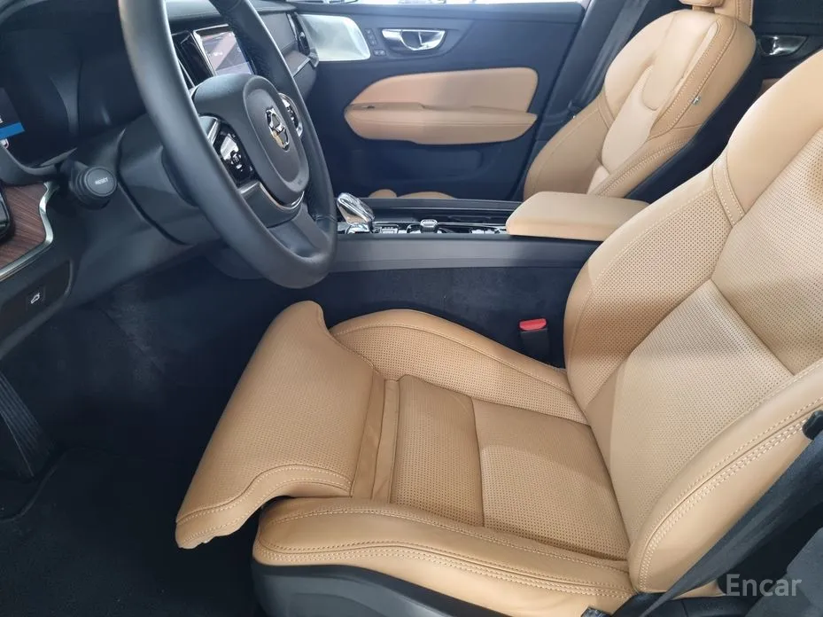 Фото 10 - Volvo V60