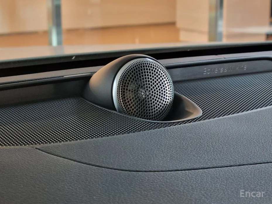 Фото 16 - Volvo V60