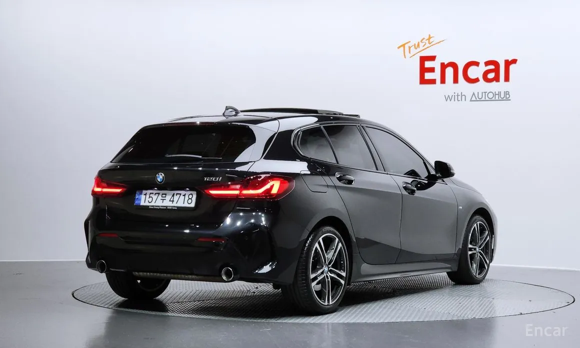 Фото 2 - BMW 1 Series