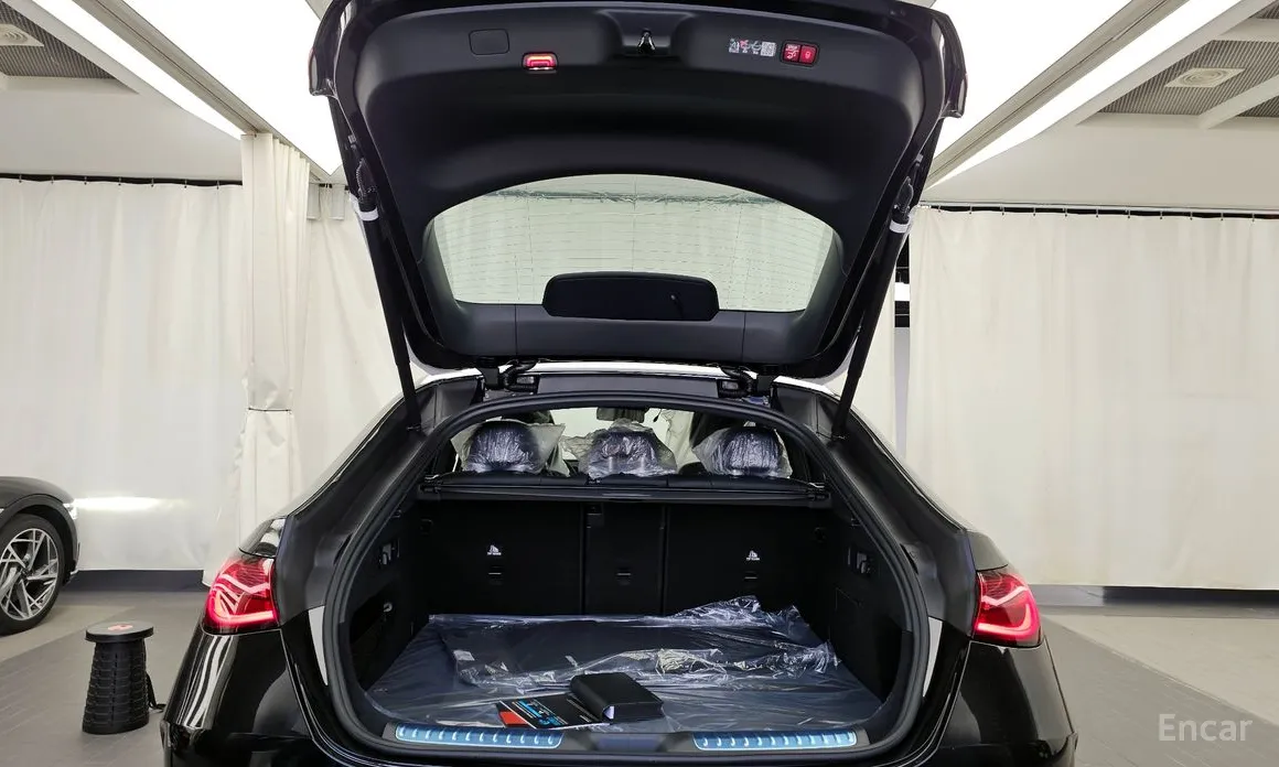 Фото 20 - Mercedes-Benz GLC-Class