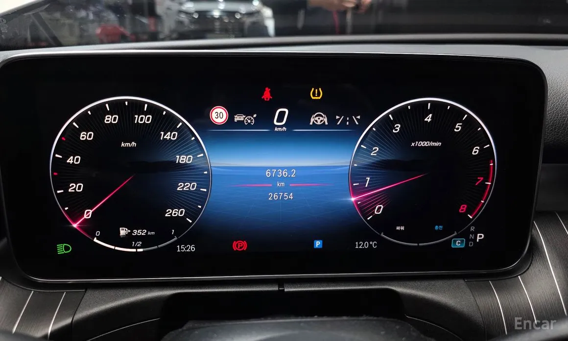 Фото 8 - Mercedes-Benz C-Class