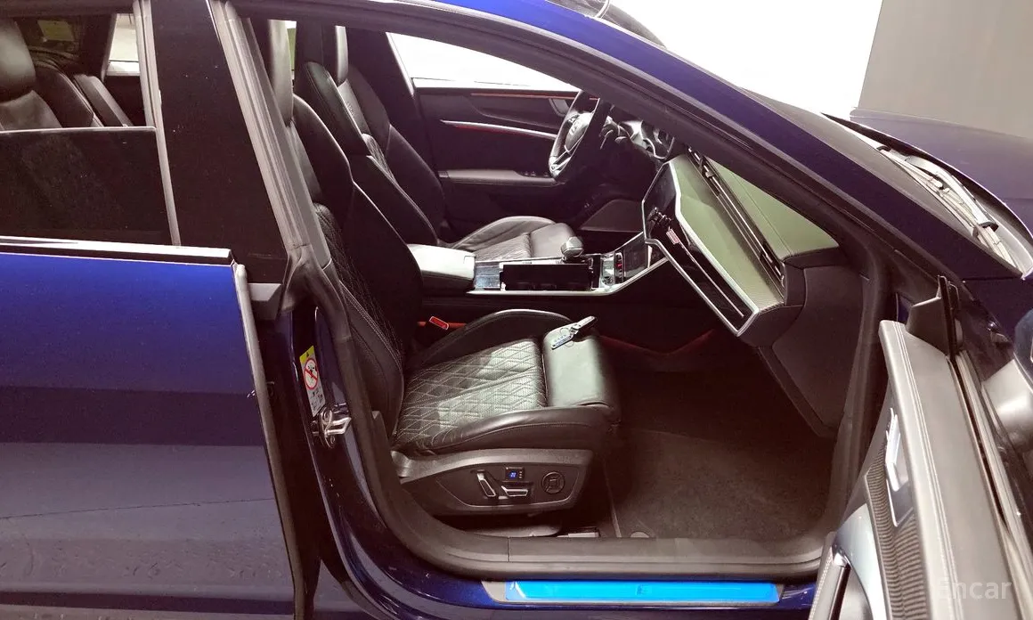 Фото 11 - Audi S7