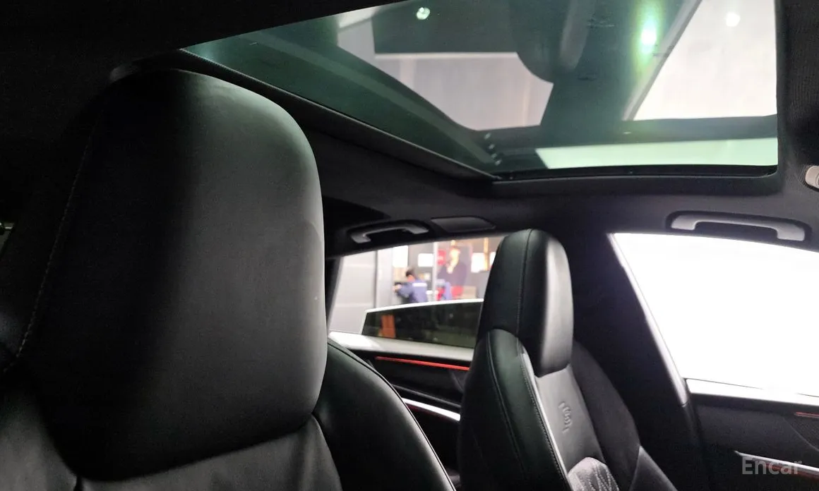 Фото 17 - Audi S7