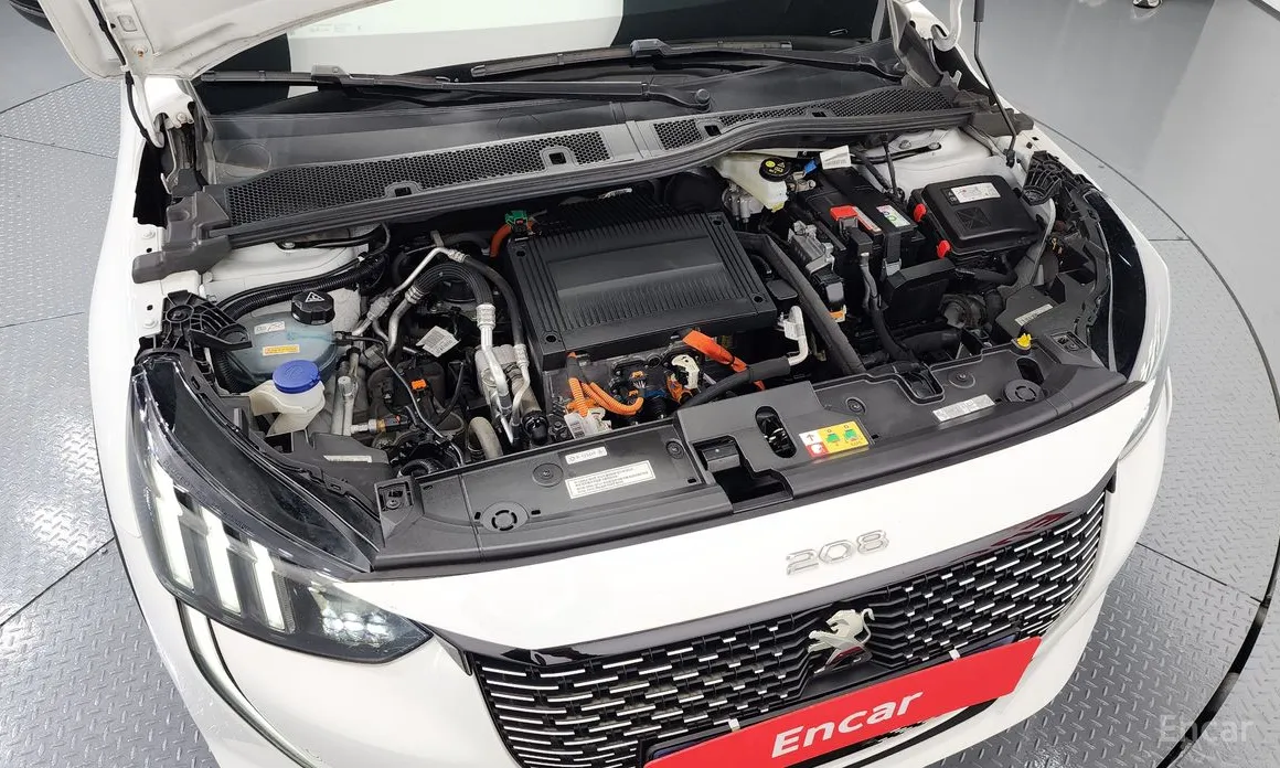 Фото 6 - Peugeot 208