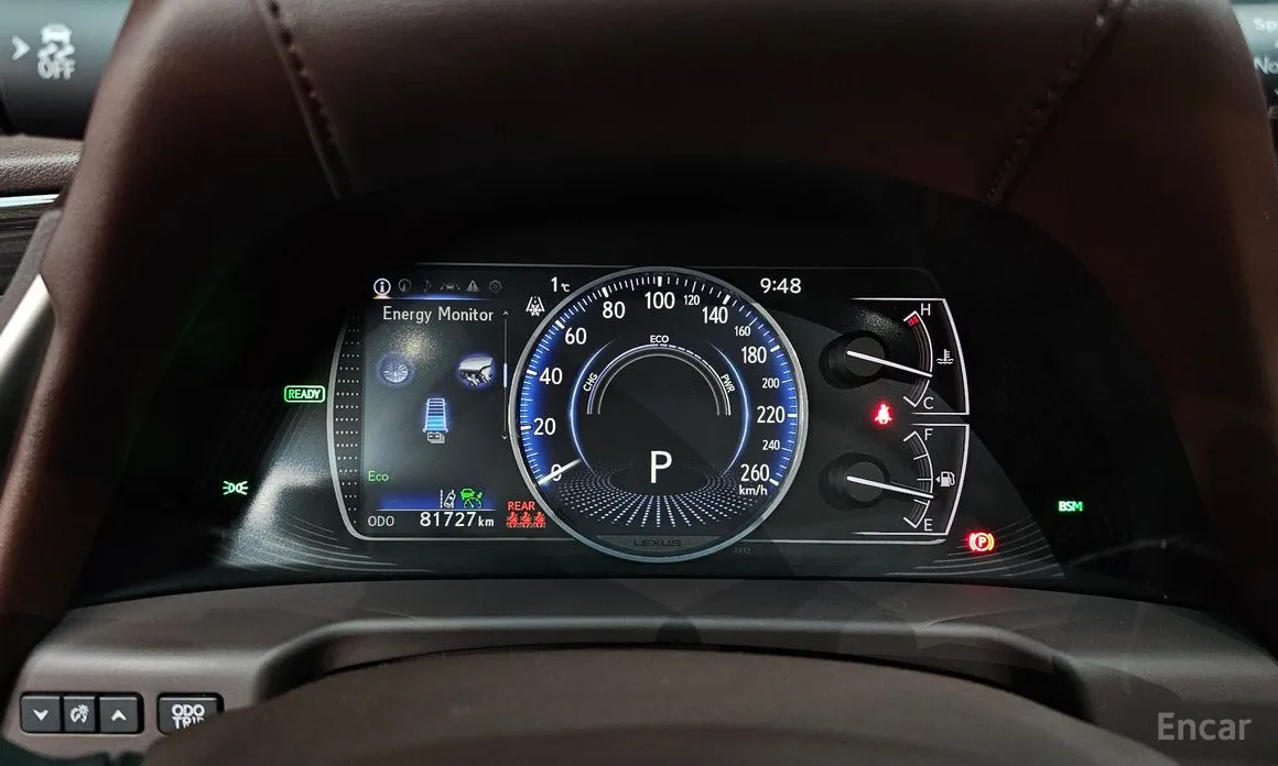 Фото 8 - Lexus ES