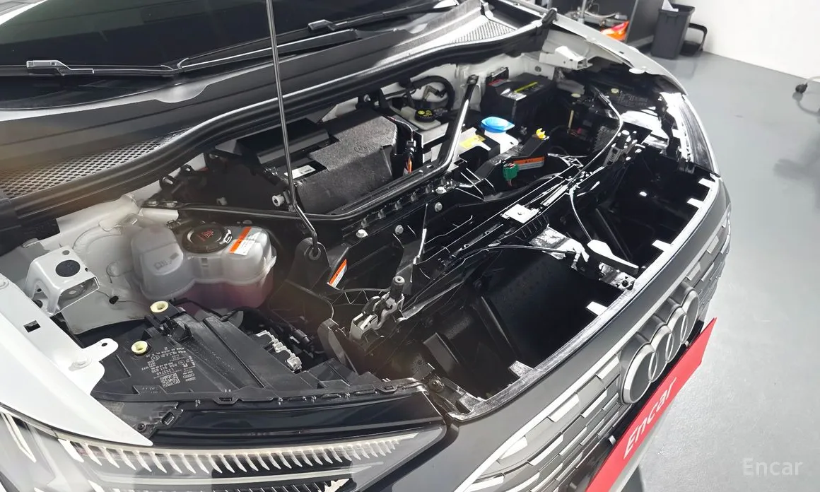 Фото 6 - Audi Q4 e-tron