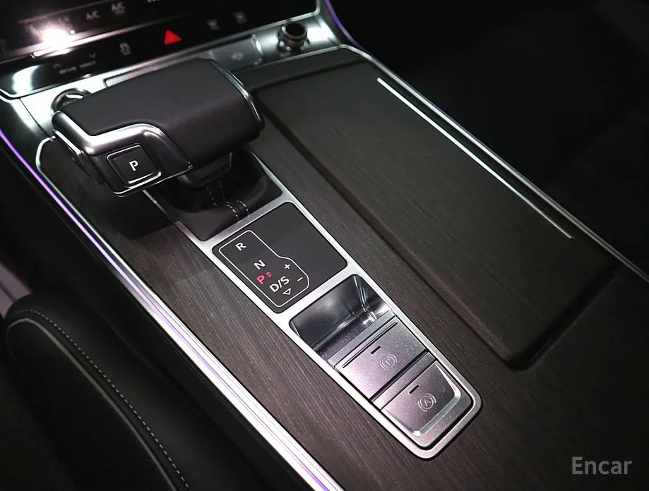 Фото 12 - Audi A6