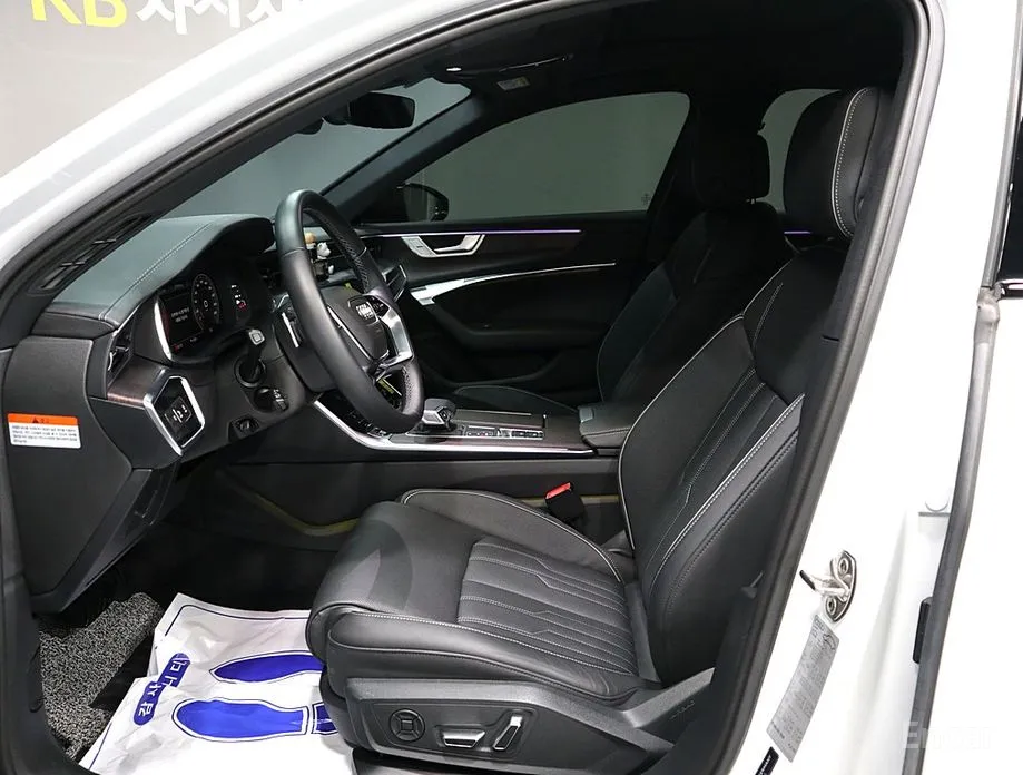 Фото 9 - Audi A6