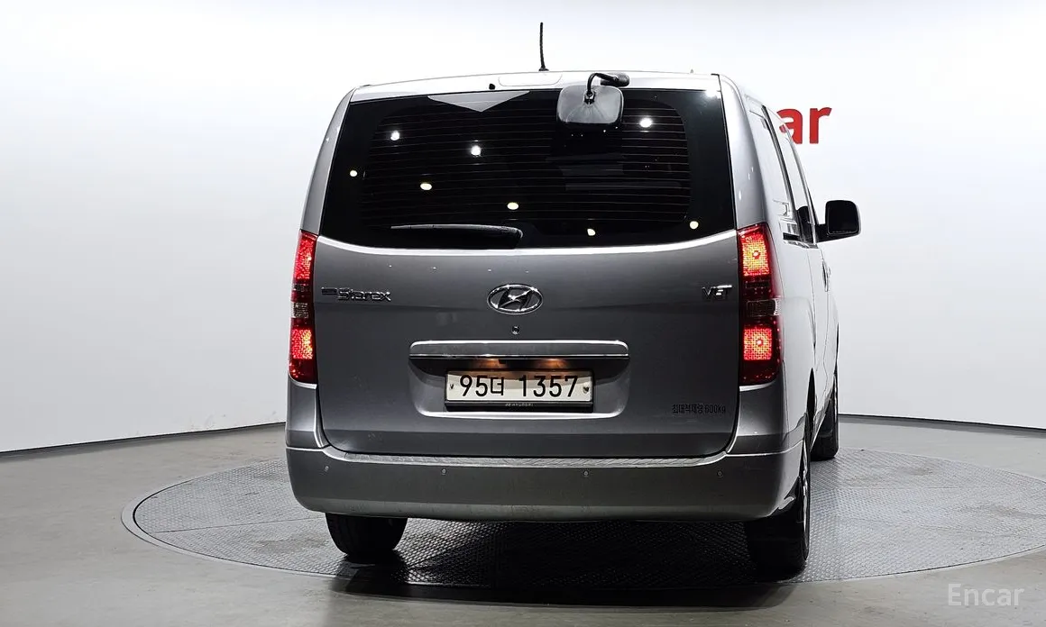 Фото 4 - Hyundai Starex