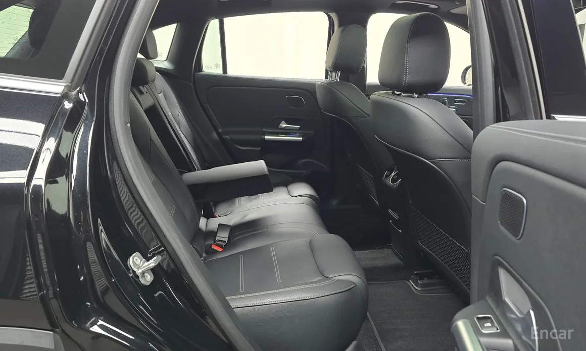 Фото 12 - Mercedes-Benz EQA