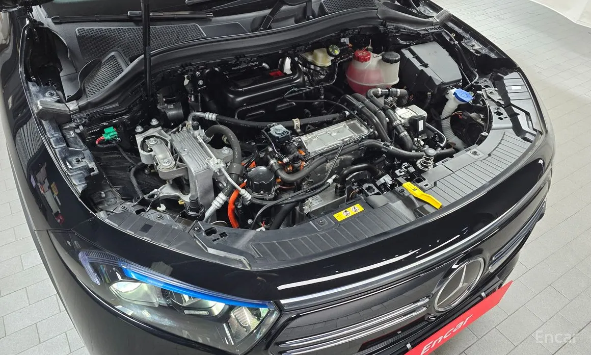 Фото 6 - Mercedes-Benz EQA